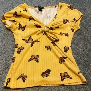 Rue21 shirt never worn